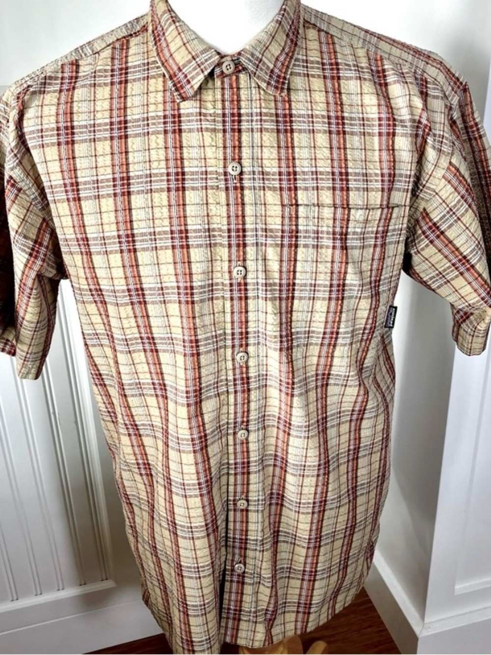 Patagonia Puckerware Plaid Short Sleeve Button Up Shirt Men's Size Medium